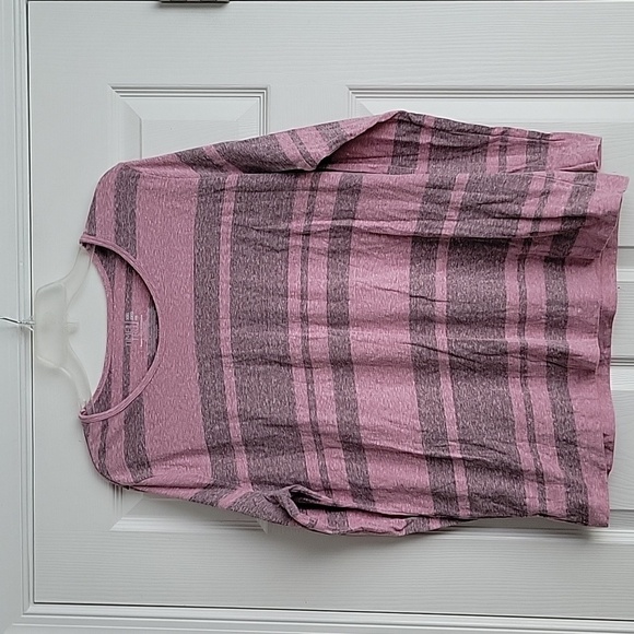 Time and Tru Tops - Time and Tru Long Sleeve Shirt